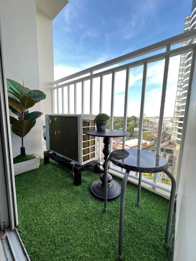 Aparthotel Inspiria Abreeza Davao City Esterno foto
